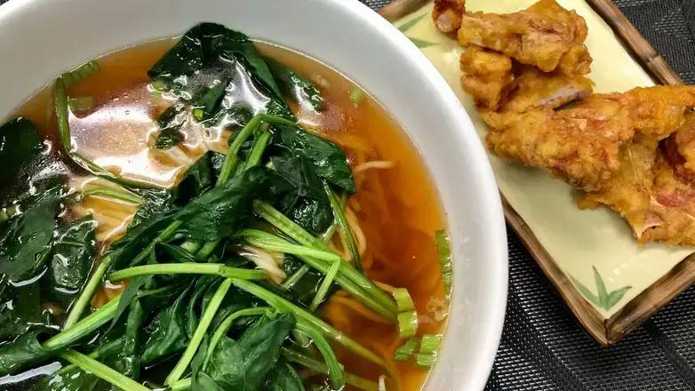 417. Noodles with Pork Chop in Soup 排骨湯麵